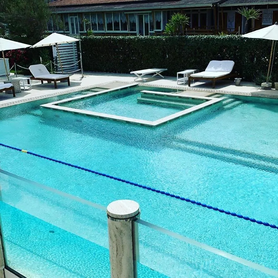 Teresita Wellness Club Apartment Viareggio