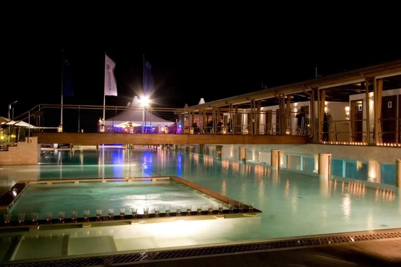 Teresita Wellness Club Apartment Viareggio Italy