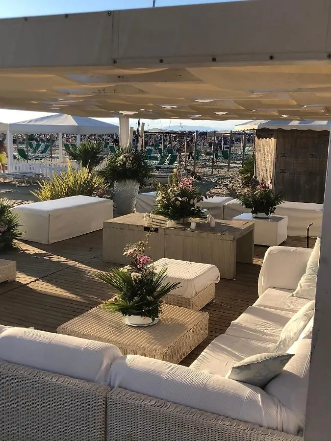 Teresita Wellness Club Apartment Viareggio