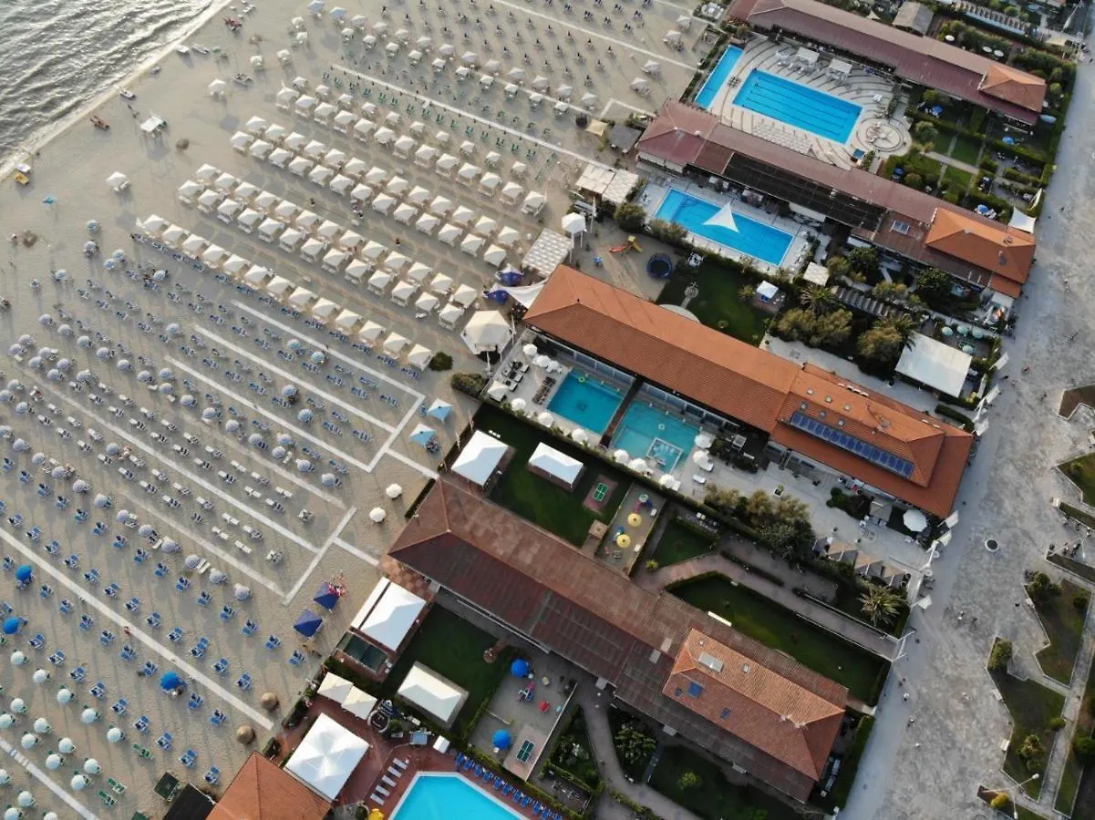 Teresita Wellness Club Apartment Viareggio