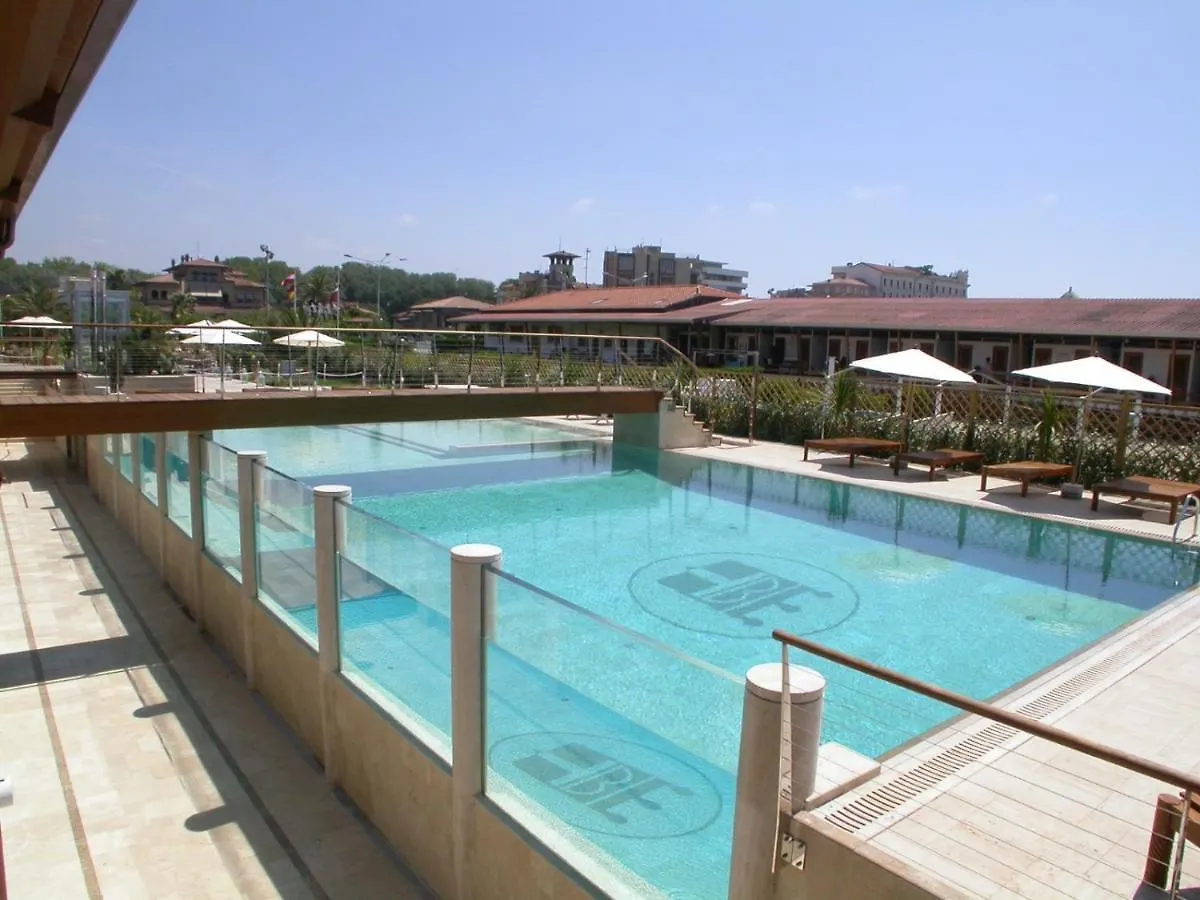 Teresita Wellness Club Apartment Viareggio